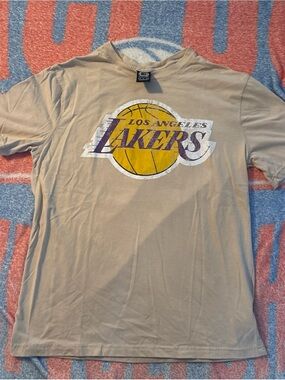 Ultra Game Los Angeles Lakers Tshirt Size Large